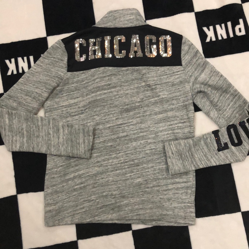 HTF Chicago Destination Bling Qtr Zip 🥰